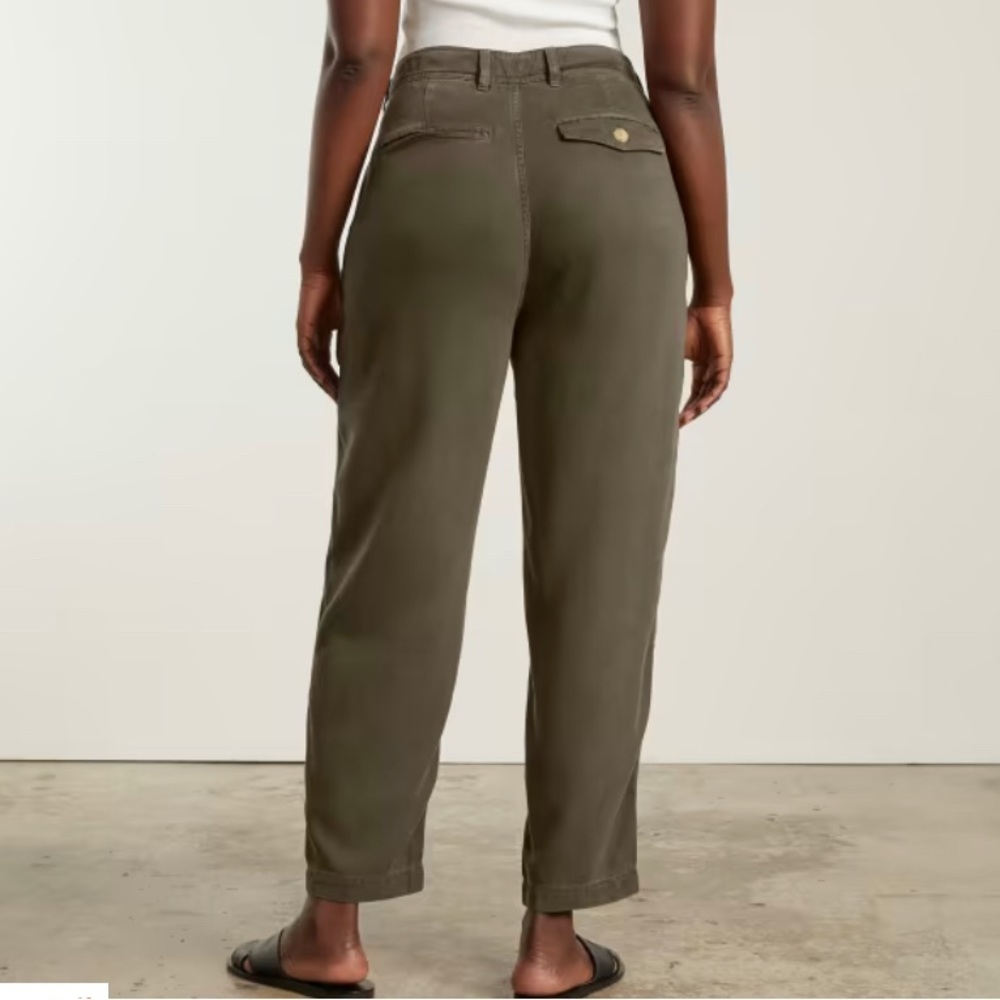 Everlane Relaxed Chino sz 4